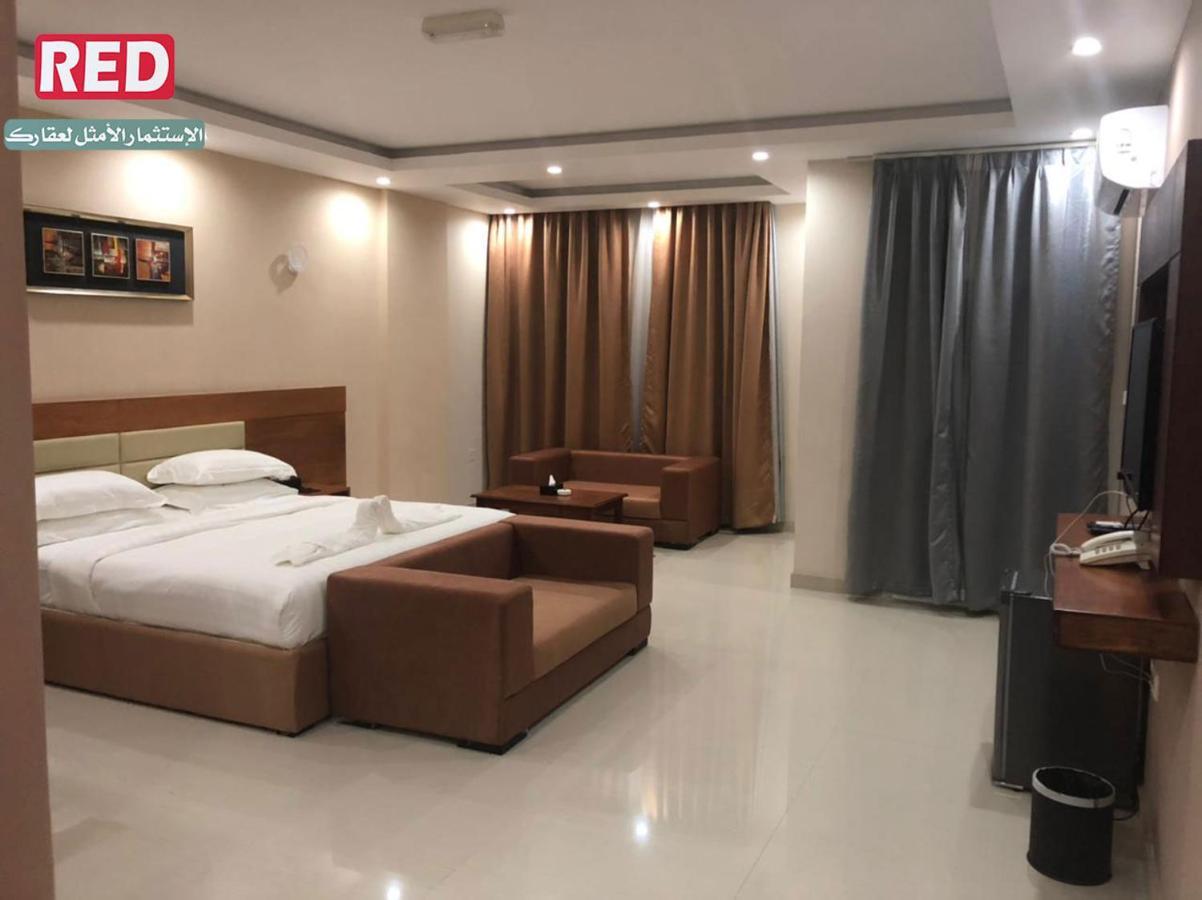 Red-5 - Al Safa Suites Салалах Екстериор снимка